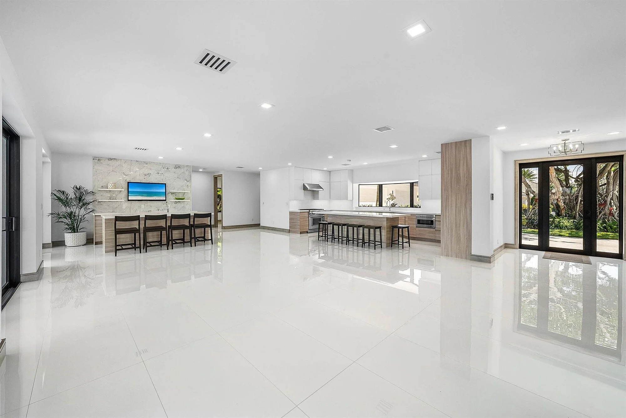 40 Spoonbill Road, Lantana, Florida, United States. - Photo 17