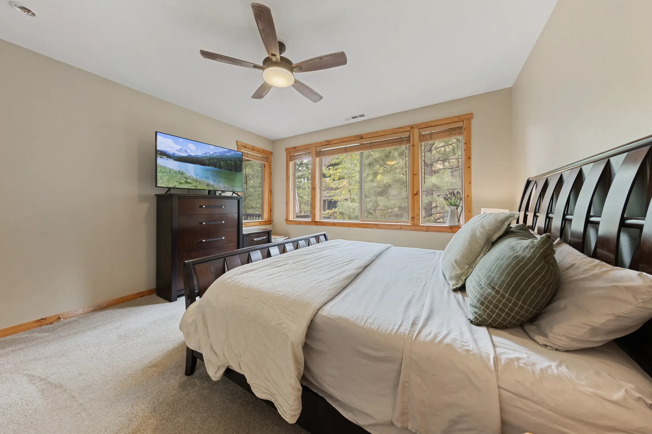10890 Cinnabar Way #6, Truckee, CA 96161, Truckee, California, United States. - Photo 9