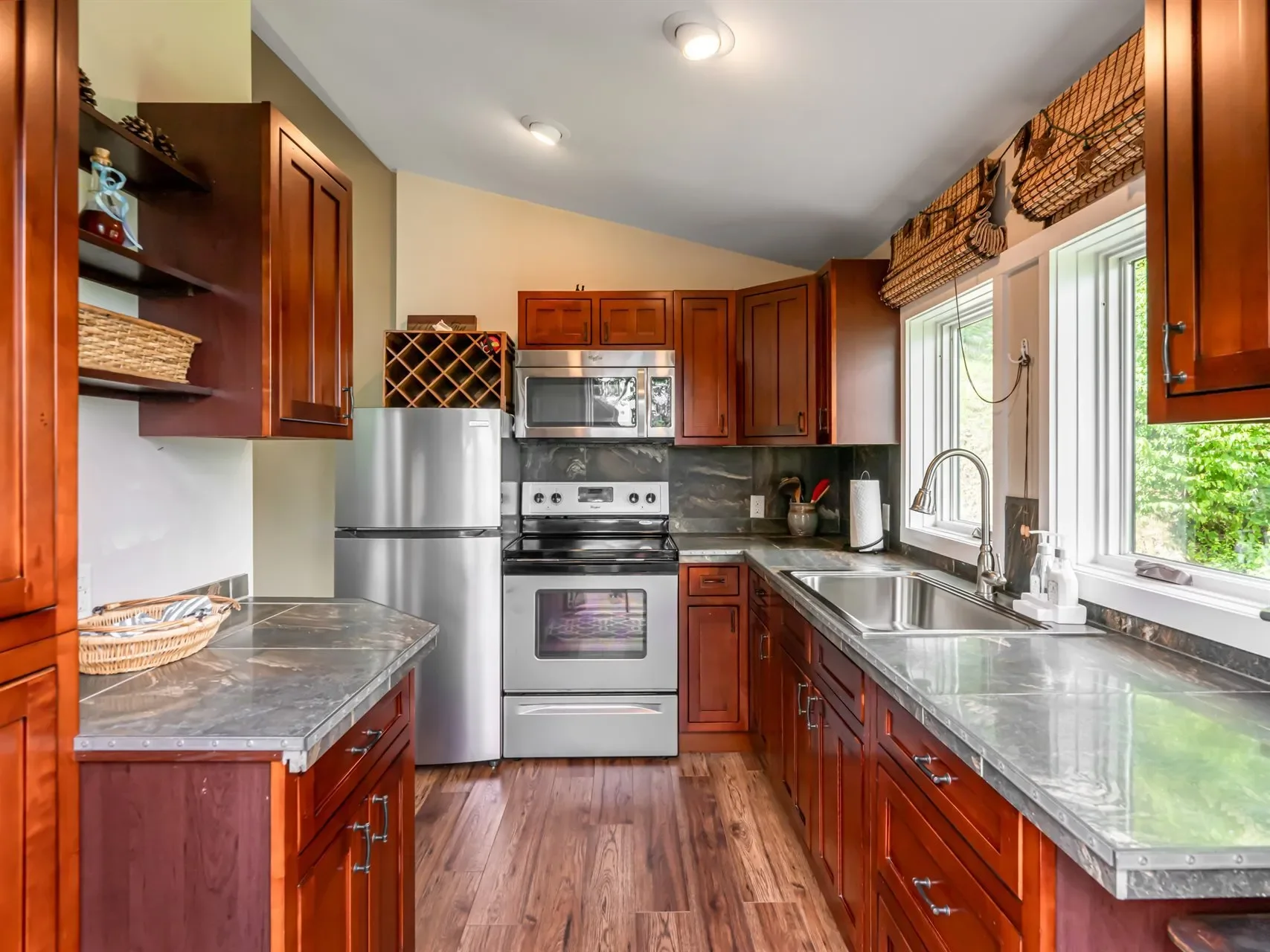 130 Bluff Creek, Candler, NC, 28715, USA, Candler, North Carolina, United States. - Photo 27