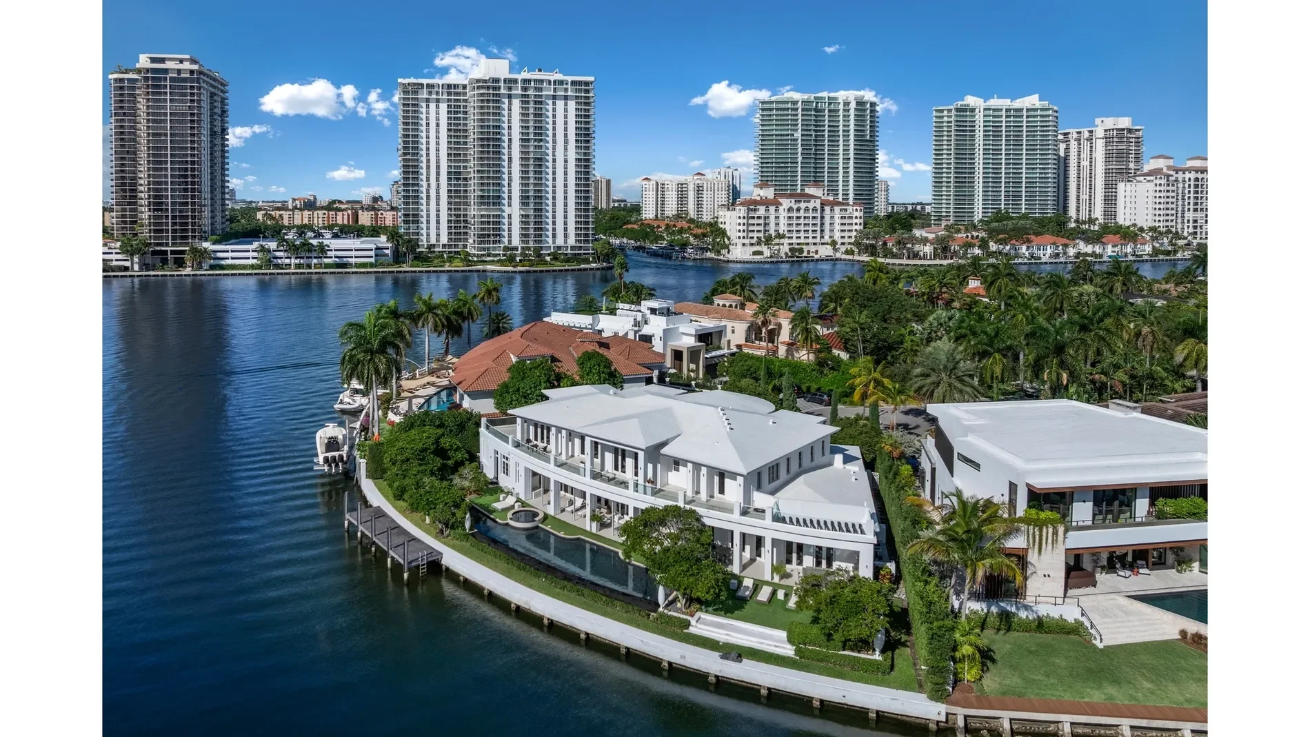 142 S Island, Golden Beach, Florida, United States. - Photo 44