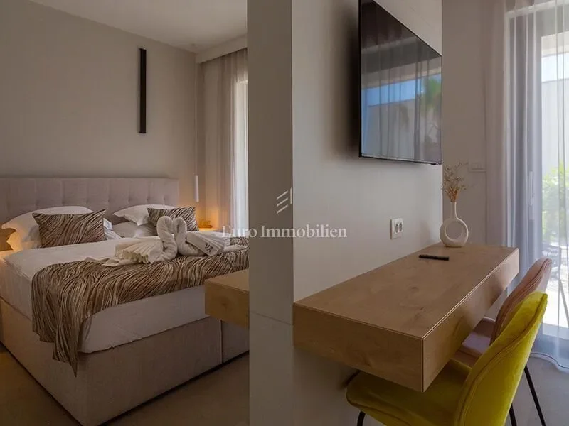 Makarska, Split-Dalmatia County, Croatia. - Photo 2