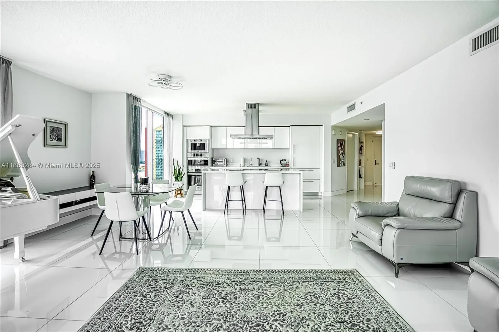 330 S Sunny Isles Blvd. 1502, Golden Beach, Florida, United States. - Photo 47