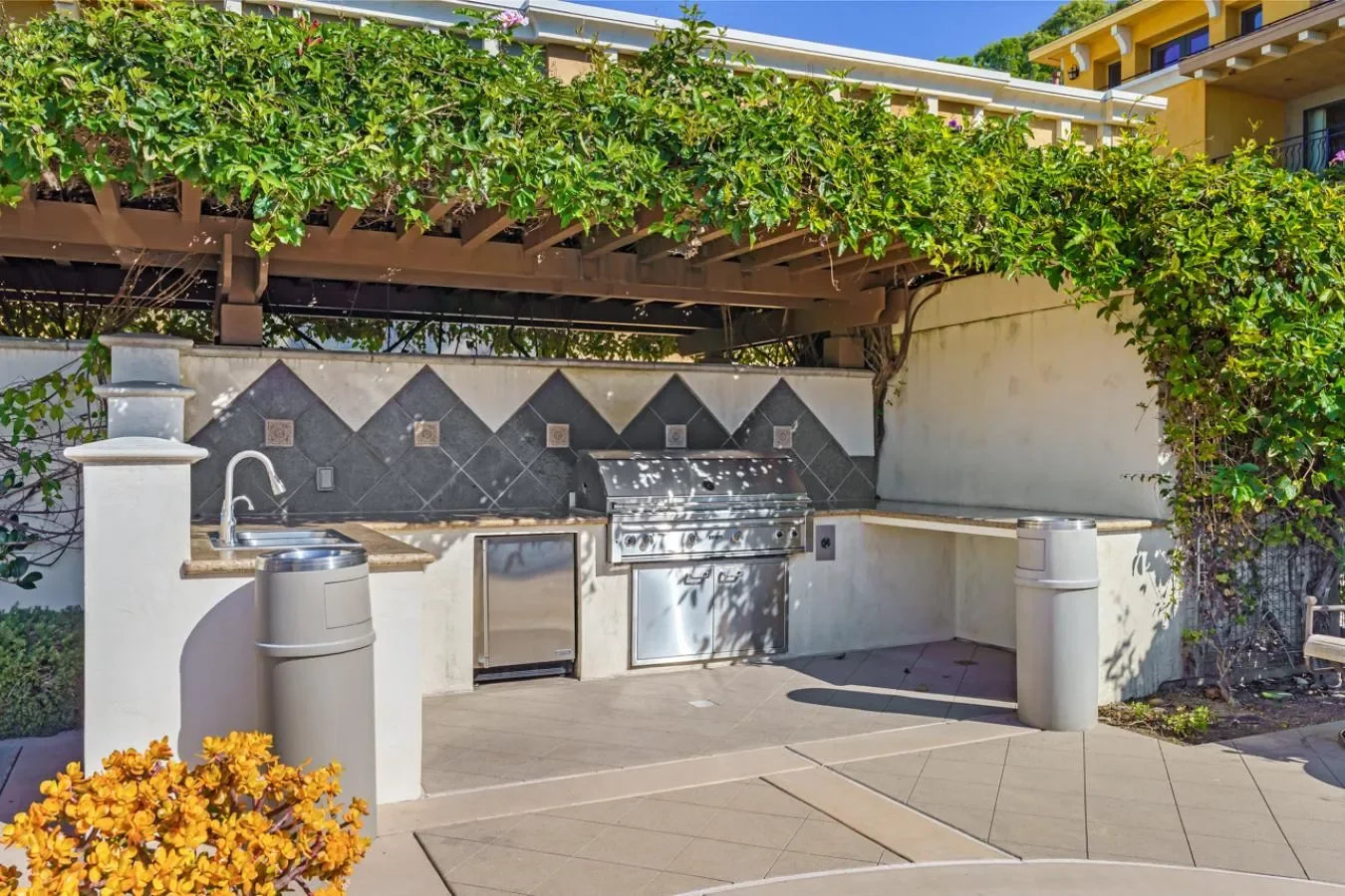 1040 Genter Street, San Diego, California, United States. - Photo 8