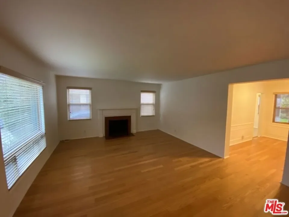 1112 Greenacre Avenue, Los Angeles, California, United States. - Photo 5