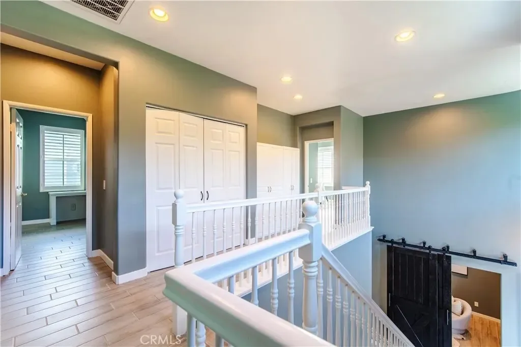 21 Thorp, Ladera Ranch, California, United States. - Photo 16