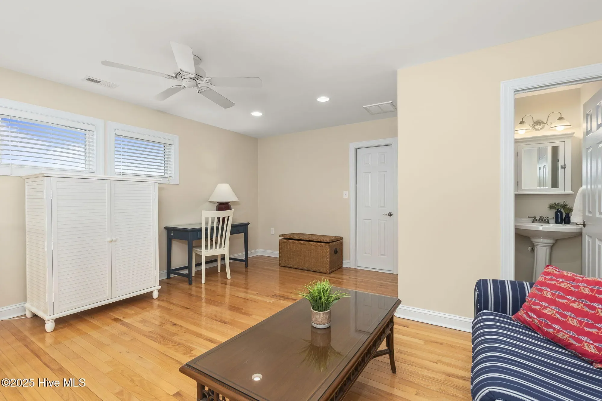 Gallery photo 11