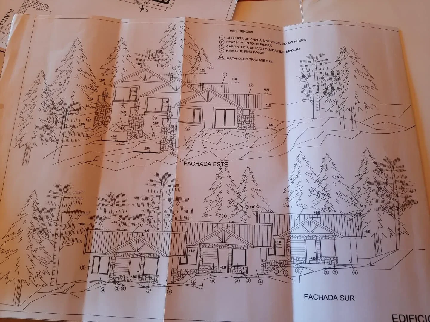 VENTA - Exclusiva casa de 8 ambientes, 5 dormitorios, 6 baños en barrio Las Vertientes, Bariloche, San Carlos de Bariloche, Río Negro, Argentina. - Photo 59