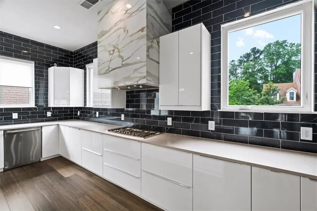 2220 Meadowvale Drive NE, Atlanta, GA 30345, Atlanta, Georgia, United States. - Photo 15