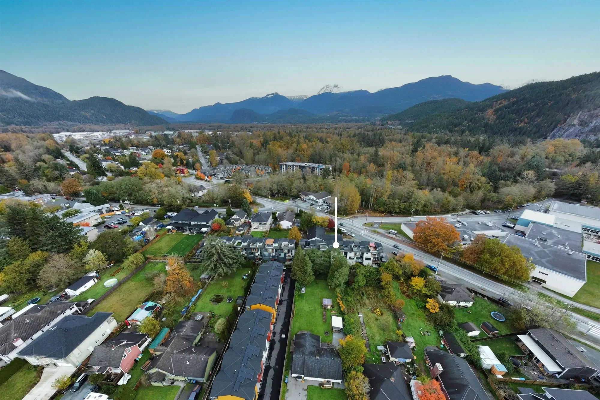 38447 Buckley Avenue 4, Squamish, British Columbia, Canada. - Photo 21