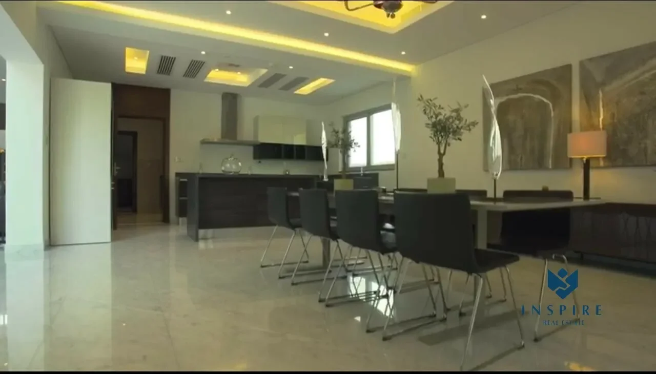 Gallery photo 2