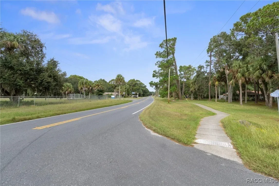 377 Highway 40 W, Inglis, FL 34449, Inglis, Florida, United States. - Photo 10