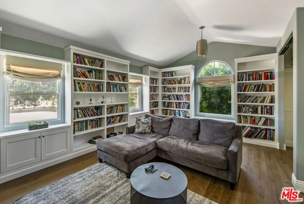 1000 S Citrus Avenue, Los Angeles, California, United States. - Photo 8