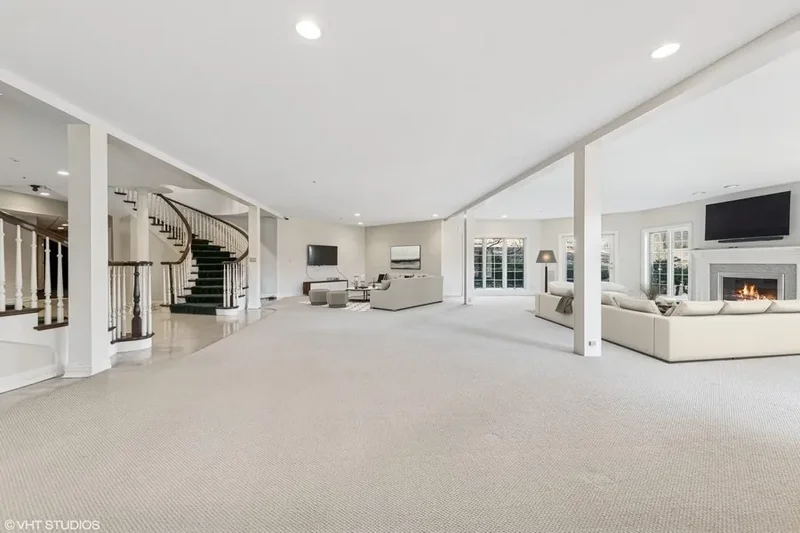 560 Oak Knoll Road, Barrington Hills, IL, 60010, USA, Barrington Hills, Illinois, United States. - Photo 16