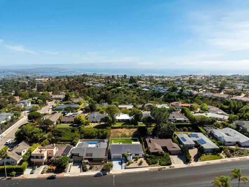 5826 Soledad Mountain Rd, La Jolla, CA 92037, San Diego, California, United States. - Photo 49