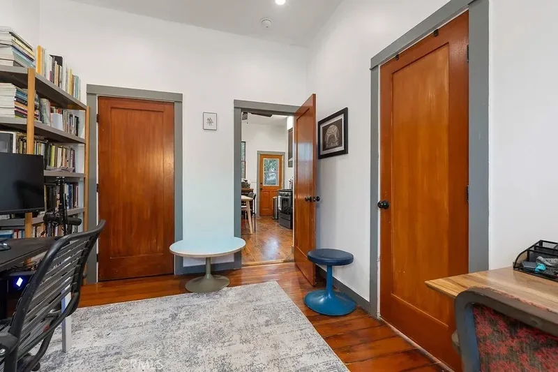 716 Echandia Street, Los Angeles, California, United States. - Photo 23