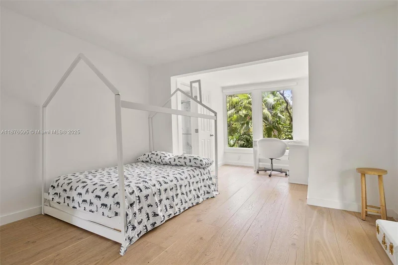 4286 S Douglas Rd, Miami, Florida, United States. - Photo 29
