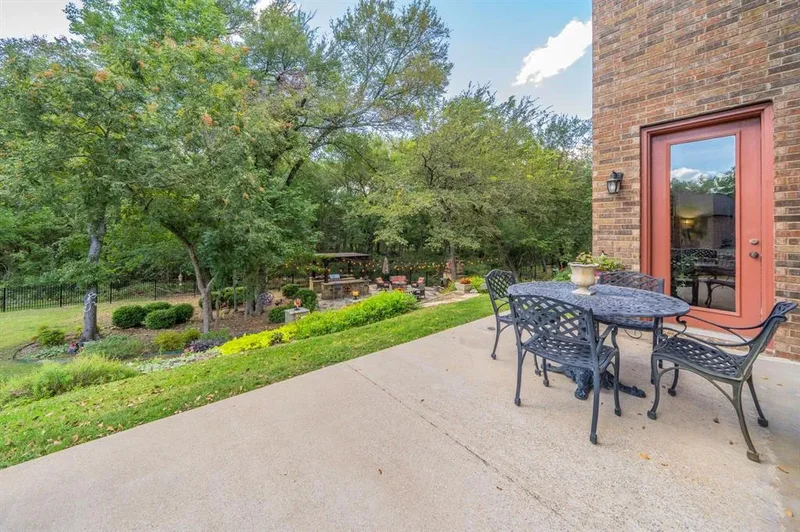 1811 Magic Valley Lane, Cedar Hill, TX 75104, Cedar Hill, Texas, United States. - Photo 40