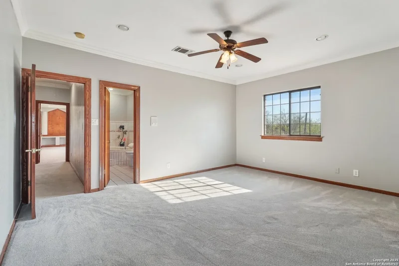 606 E Sunshine, San Antonio, TX 78228, San Antonio, Texas, United States. - Photo 23