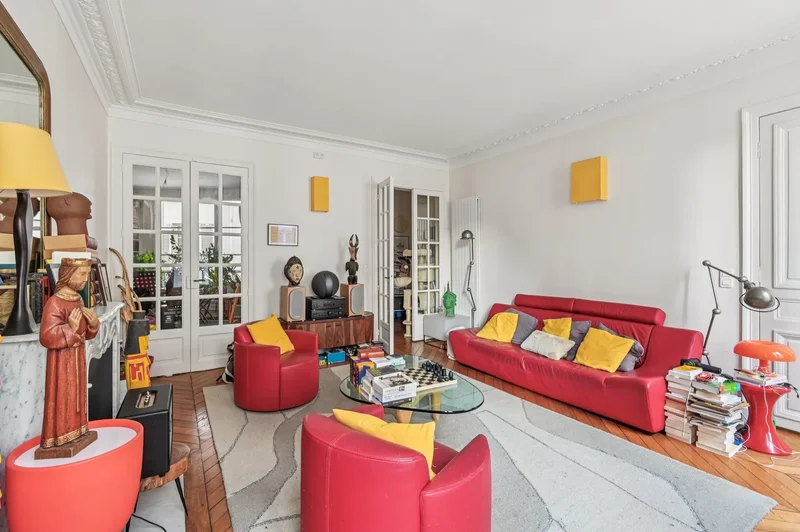 PARIS, J 75008, Paris, Île-de-France, France. - Photo 11