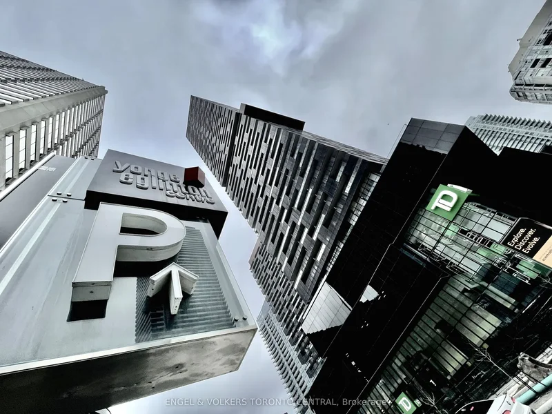 8 Eglinton Avenue E 3002, Toronto, Ontario, Canada. - Photo 25