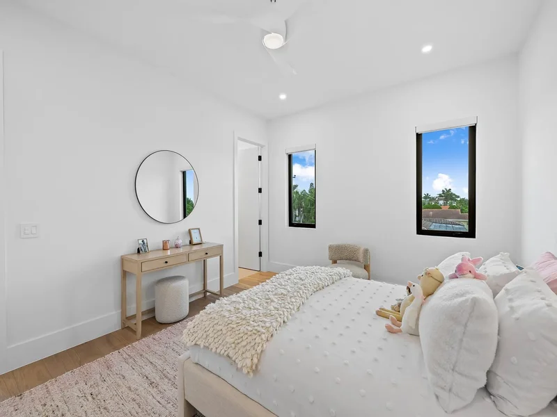 2420 NE 48th St, Lighthouse Point, Florida, United States. - Photo 29
