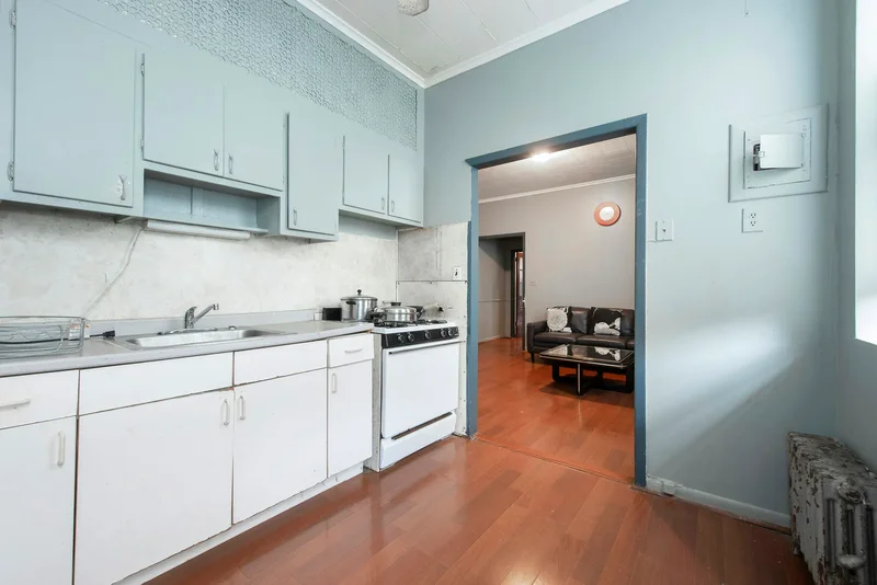 -21 26th Road, New York, New York, United States. - Photo 3