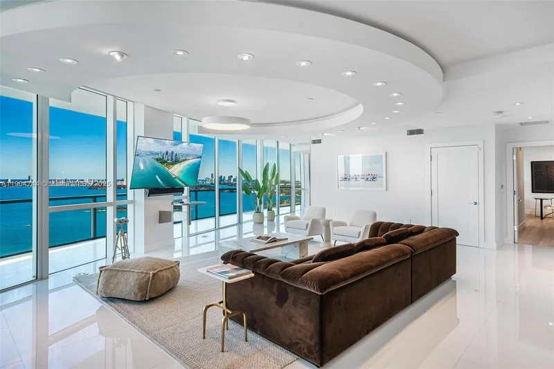 665 NE 25th St PHII02, Miami, Florida, United States. - Photo 7