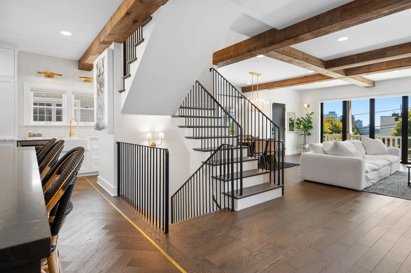 312 Prospect St , Seattle, WA 98109, Seattle, Washington, United States. - Photo 21