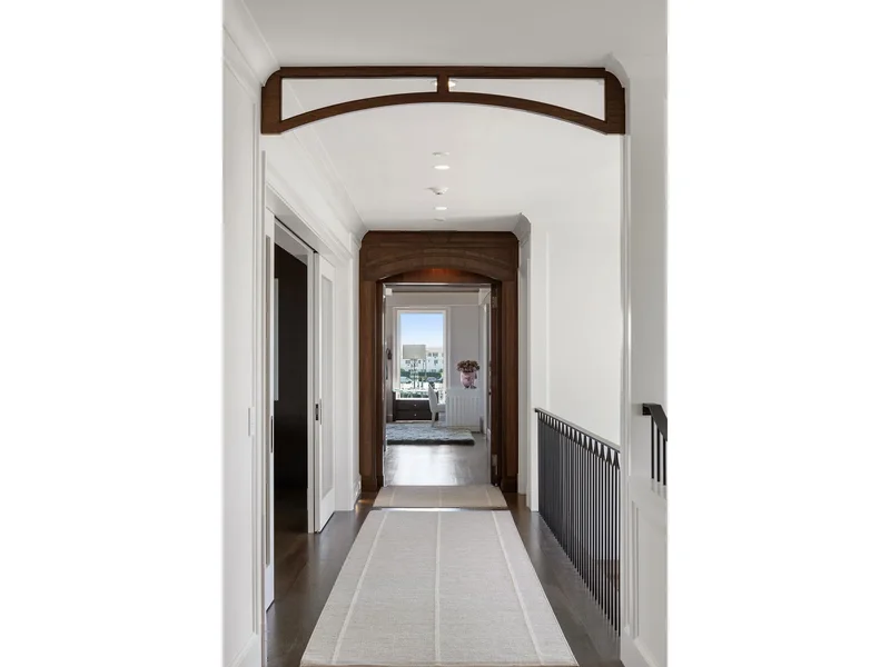 34 Westbridge Rd, Westhampton Beach, New York, United States. - Photo 24