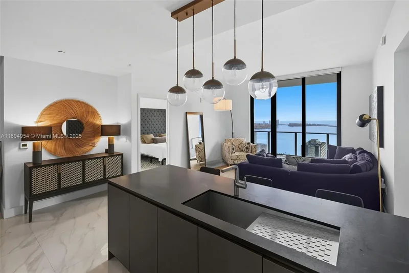 1010 Brickell Ave 4704, Miami, Florida, United States. - Photo 18