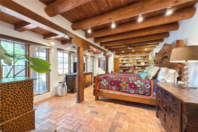 1352 Bishops Lodge Road , Santa Fe, NM 87506, Santa Fe, New Mexico, United States. - Photo 47