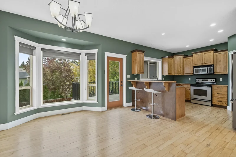 1660 22 Street NE, Salmon Arm, BC V1E 0A8, Salmon Arm, British Columbia, Canada. - Photo 28