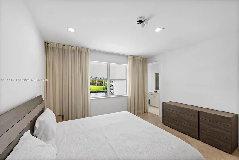 455 Centre Is, Golden Beach, Florida, United States. - Photo 41