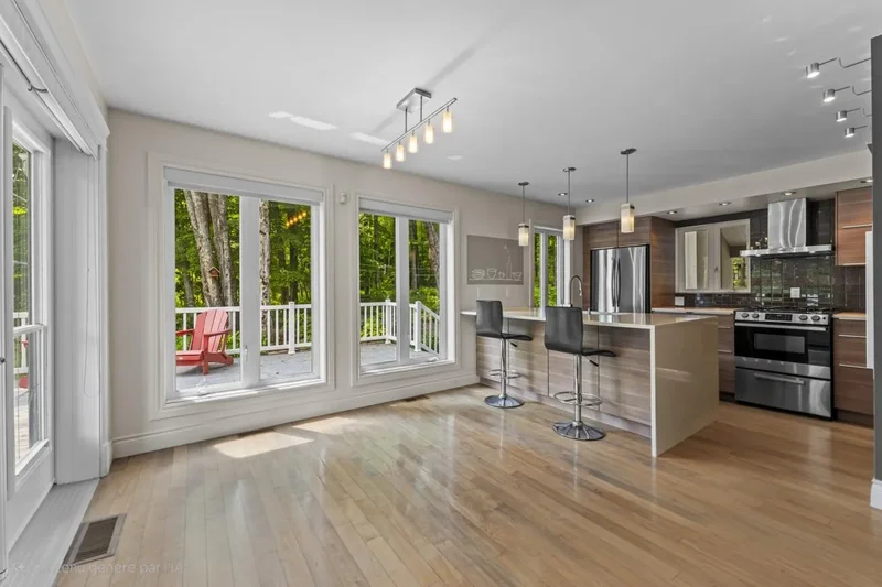 2856-2860 Rue Duquette, Magog, Quebec, Canada. - Photo 5