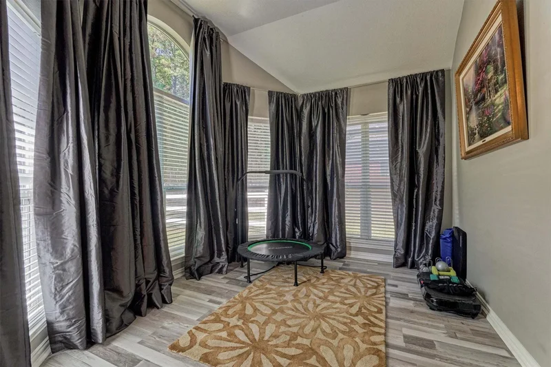 33203 E Border Oak Court, Magnolia, TX 77354, Magnolia, Texas, United States. - Photo 26