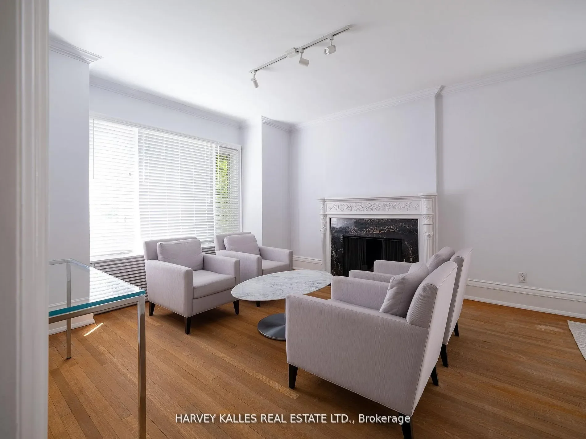 Gallery photo 3