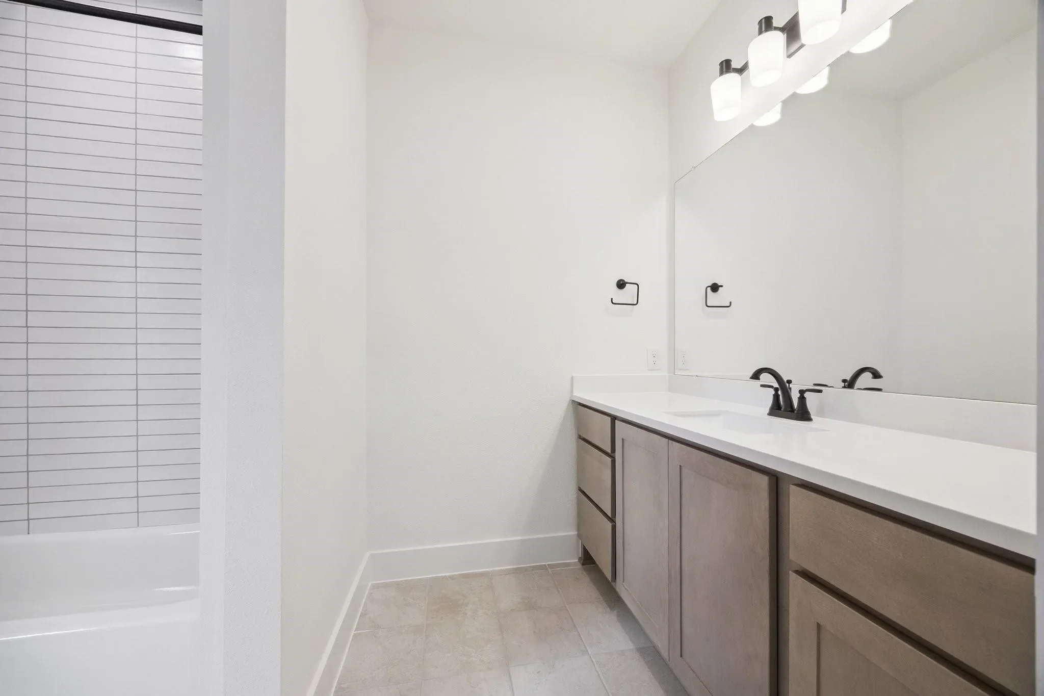 2211 Saxon Drive, Houston, Texas, United States. - Photo 24