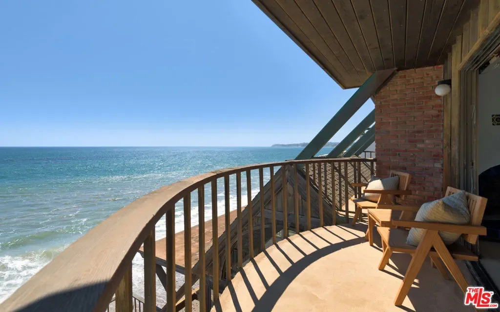 26902 Malibu Cove Colony Drive, Malibu, California, United States. - Photo 38