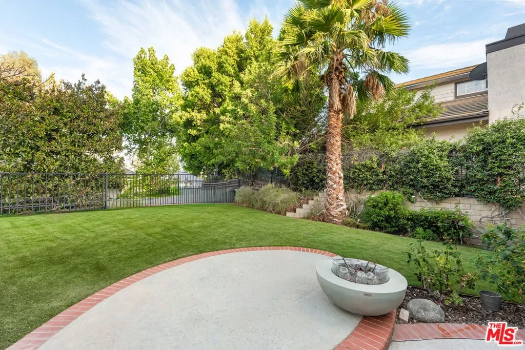 7282 Woodvale Court, Bell Canyon, California, United States. - Photo 6