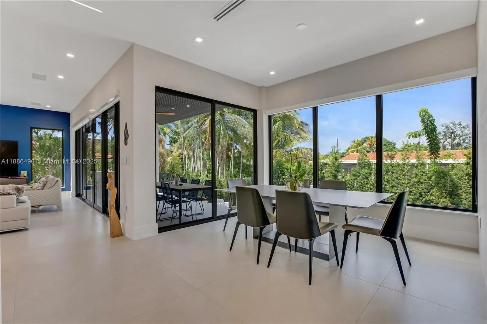 8826 Froude Ave, Bal Harbour, Florida, United States. - Photo 12