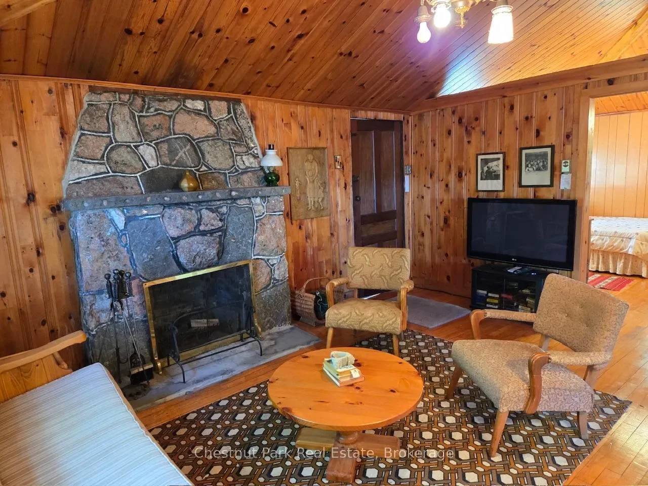 1 & 2 -1051 WIGWAM LODGE Road, Gravenhurst, Ontario, Canada. - Photo 18