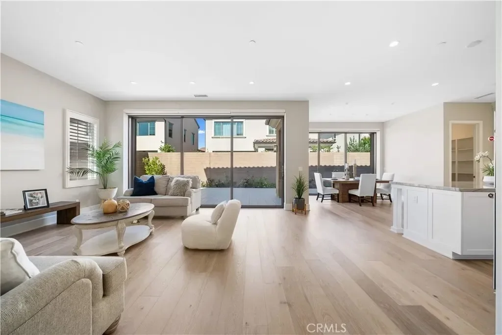 103 Sky, Irvine, California, United States. - Photo 9