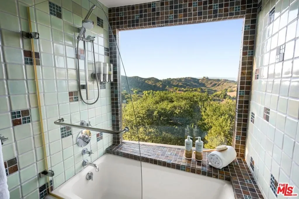 21956 Cereza Way, Topanga, California, United States. - Photo 51