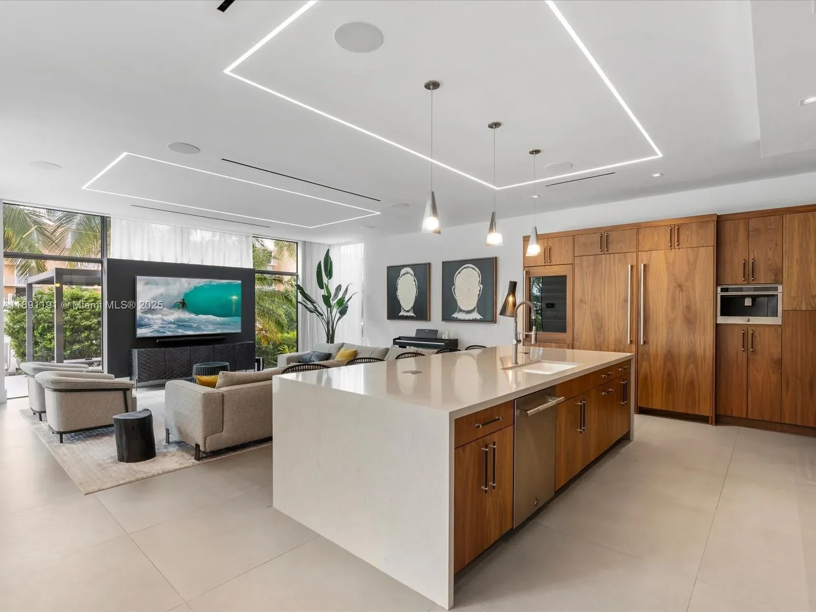 1736 SE 14th St, Fort Lauderdale, Florida, United States. - Photo 13