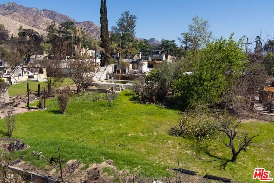 3359 Glenrose Ave, Altadena, California, United States. - Photo 12