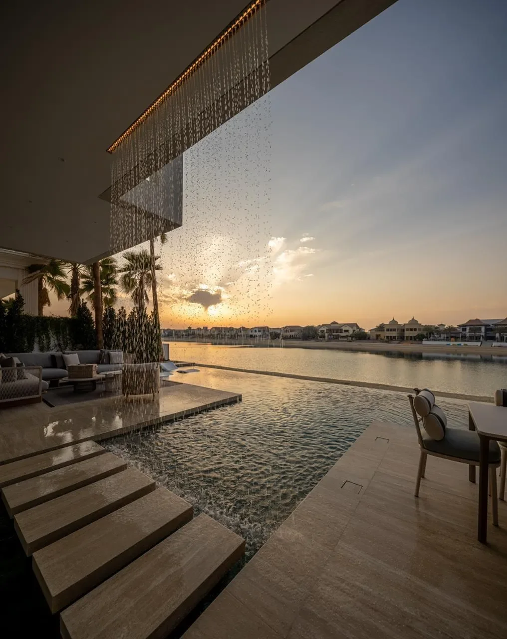 Palm Jumeirah - The Palm Jumeirah - Dubai - United Arab Emirates, Dubai, Dubai, United Arab Emirates. - Photo 6