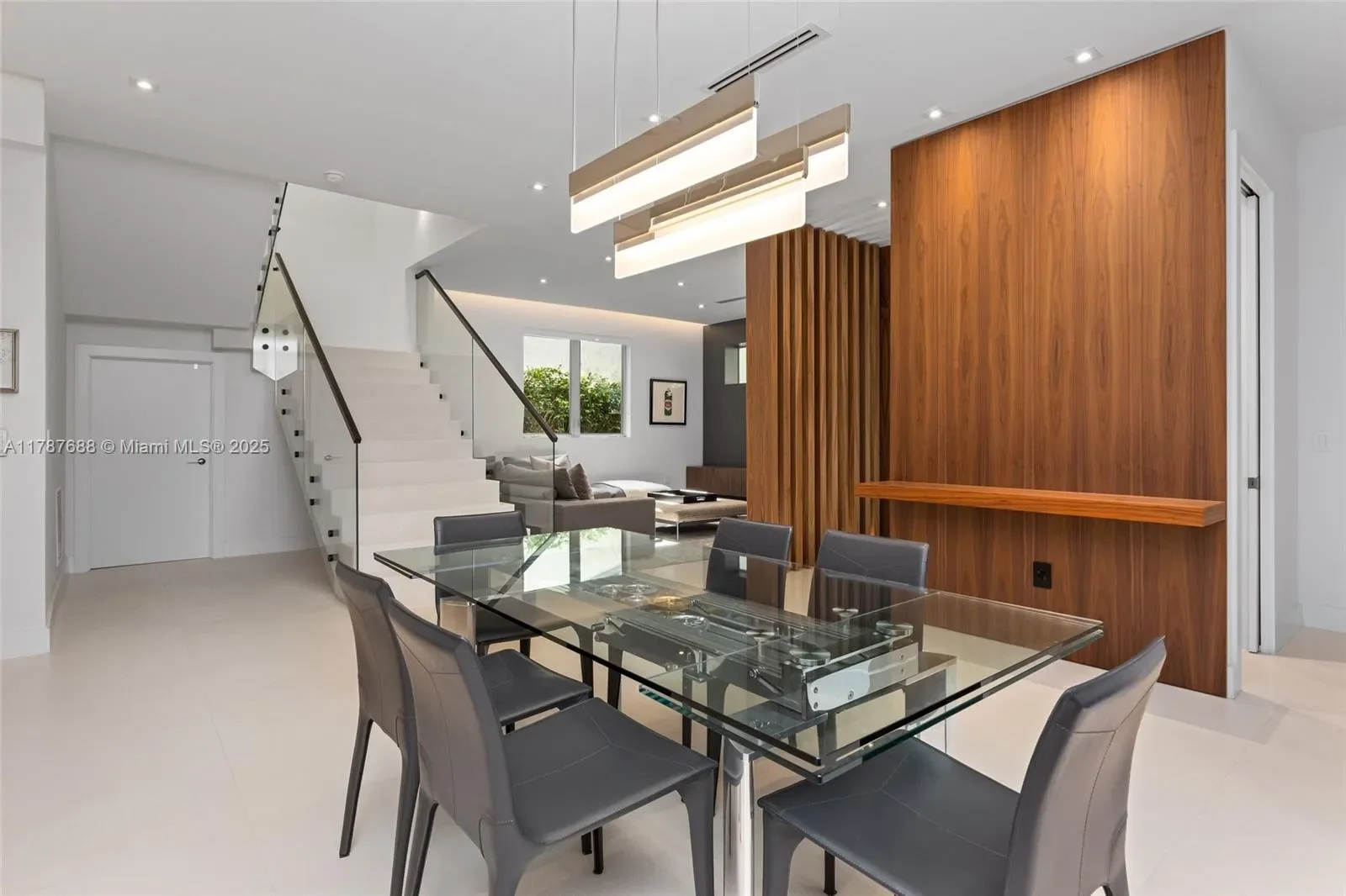 4039 Ventura Ave, Miami, Florida, United States. - Photo 9