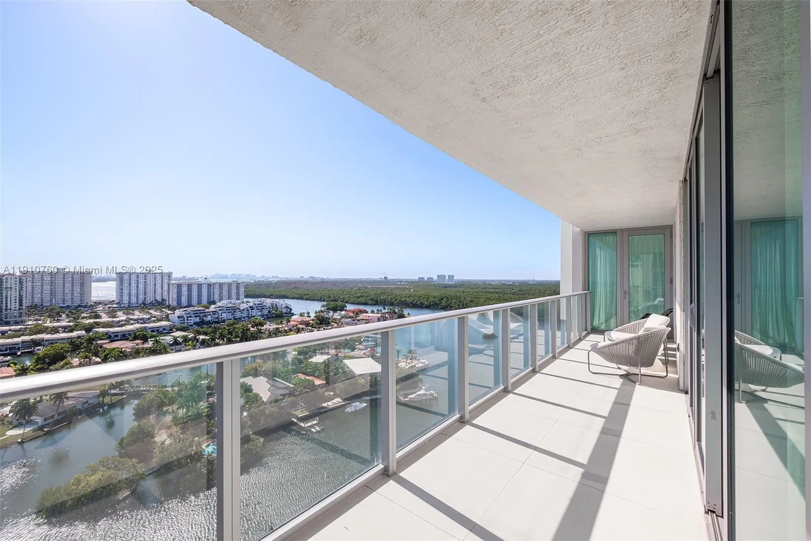 Gallery photo 5