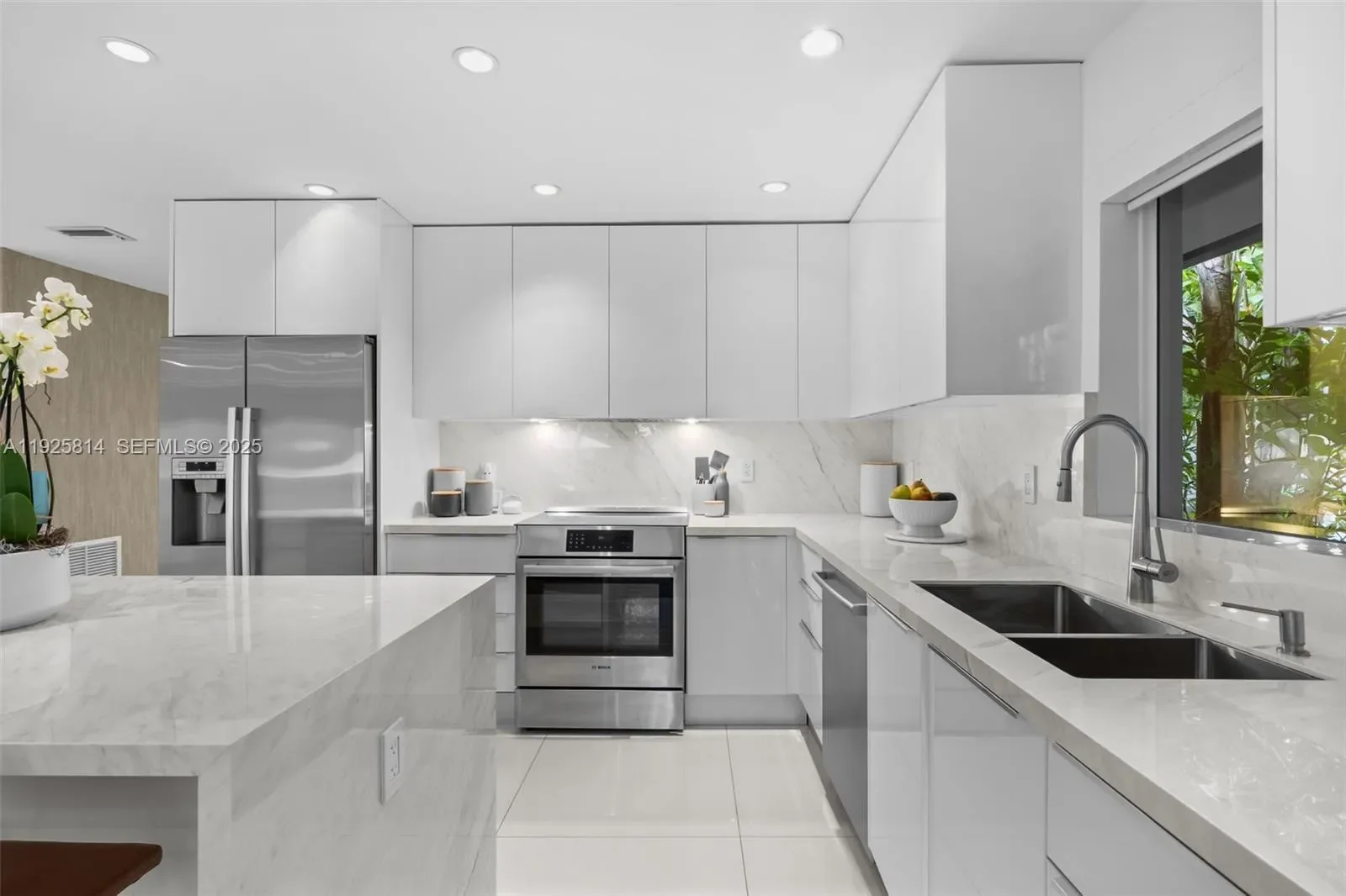 45 SW 19th Rd, Miami, FL 33129, Miami, Florida, United States. - Photo 8
