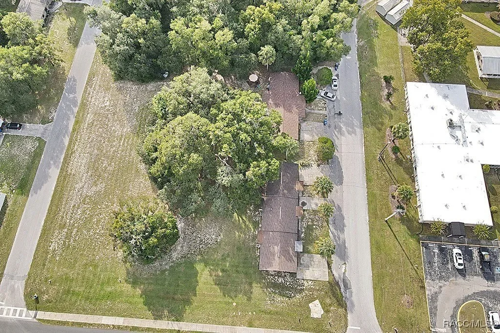 1154 NE 1st Street, Crystal River, FL 34429, Crystal River, Florida, United States. - Photo 42